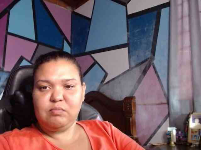 beautifulchubbyqueen webcam