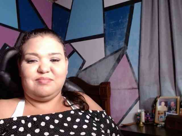 beautifulchubbyqueen webcam