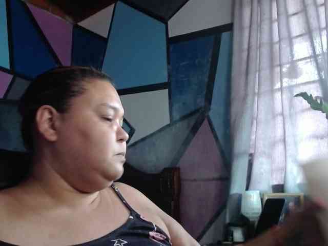 beautifulchubbyqueen webcam