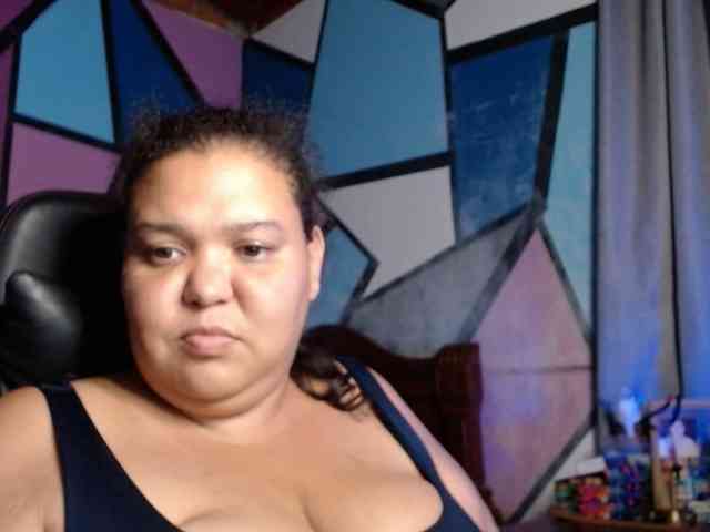 beautifulchubbyqueen webcam
