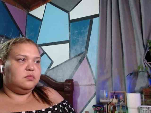 beautifulchubbyqueen webcam