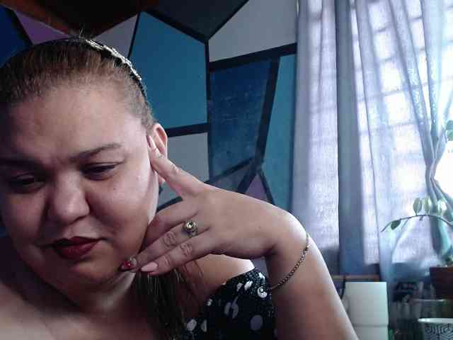 beautifulchubbyqueen webcam