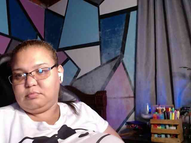 beautifulchubbyqueen webcam