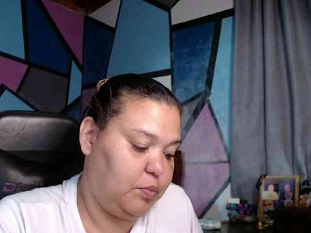 beautifulchubbyqueen webcam