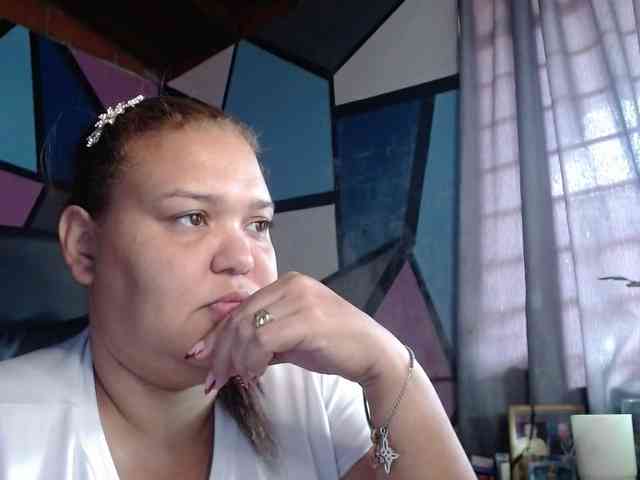 beautifulchubbyqueen webcam