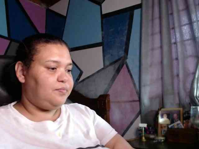beautifulchubbyqueen webcam