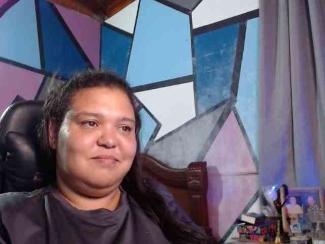 beautifulchubbyqueen webcam