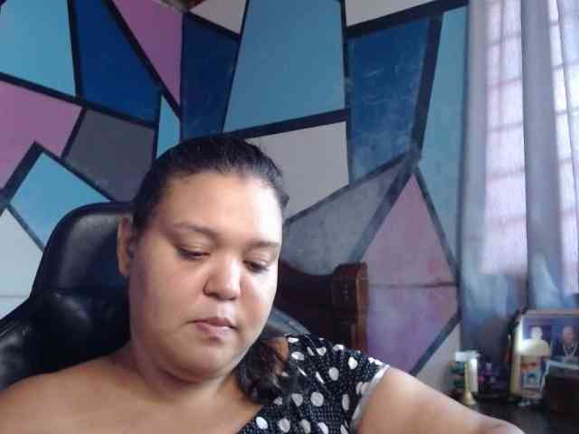 beautifulchubbyqueen webcam