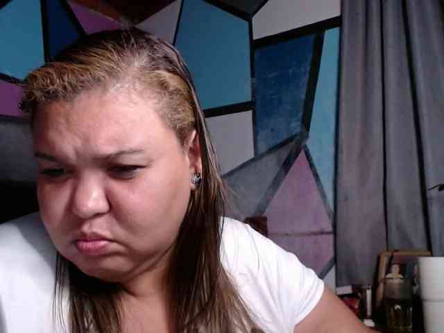 beautifulchubbyqueen webcam
