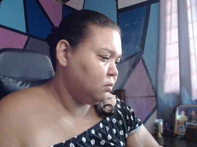 beautifulchubbyqueen webcam