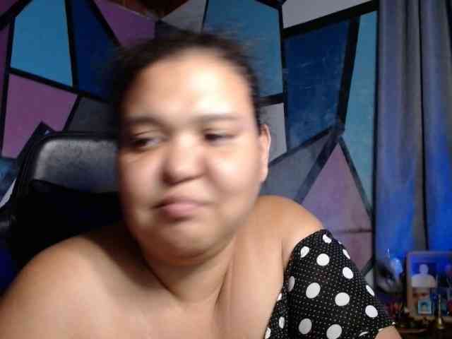 beautifulchubbyqueen webcam