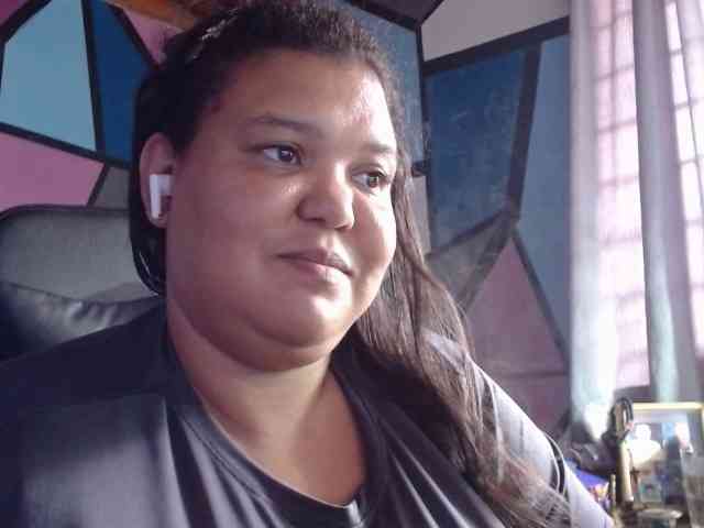 beautifulchubbyqueen webcam