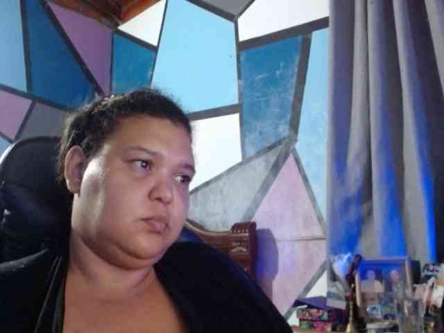 beautifulchubbyqueen webcam