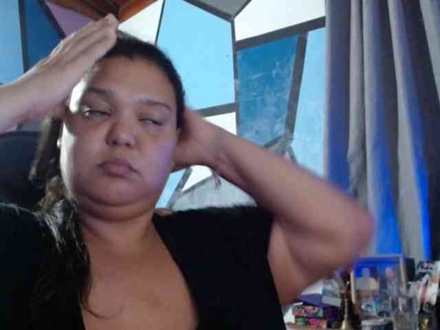 beautifulchubbyqueen webcam