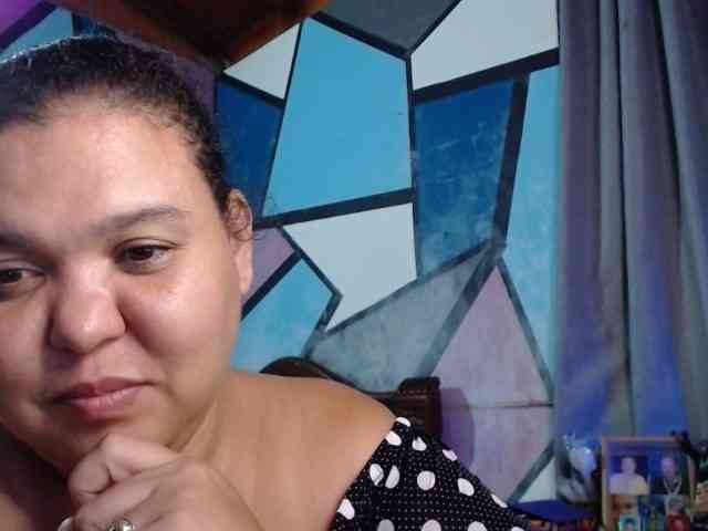 beautifulchubbyqueen webcam