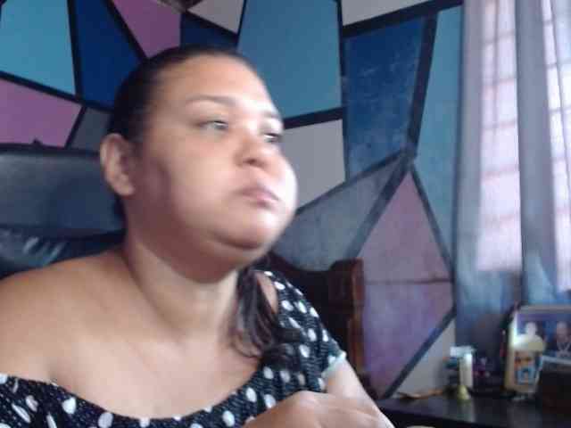 beautifulchubbyqueen webcam