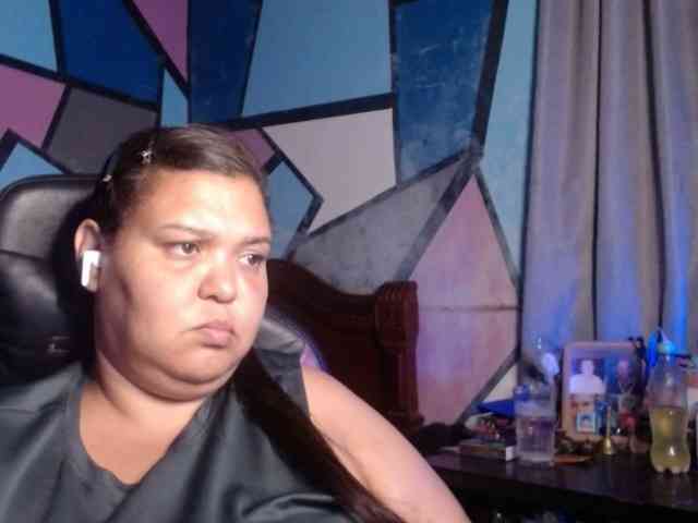 beautifulchubbyqueen webcam