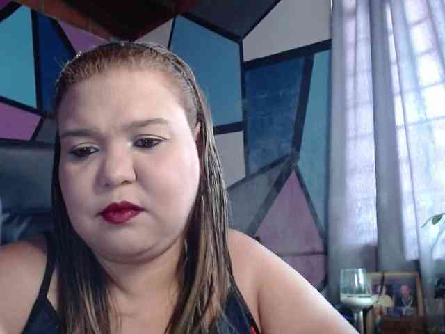 beautifulchubbyqueen webcam