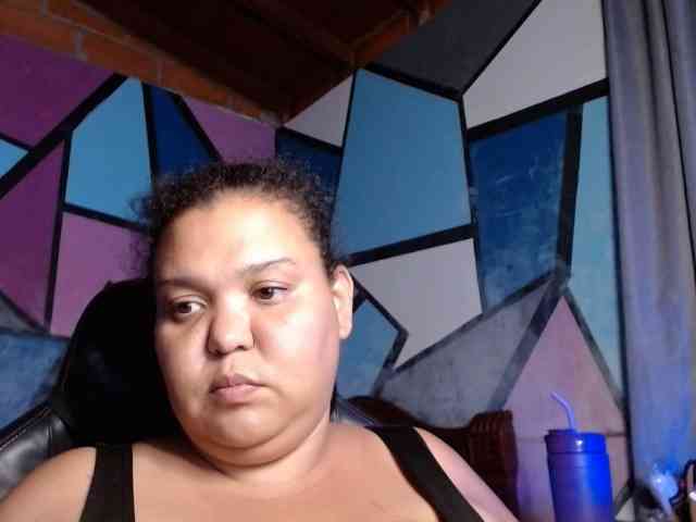 beautifulchubbyqueen webcam