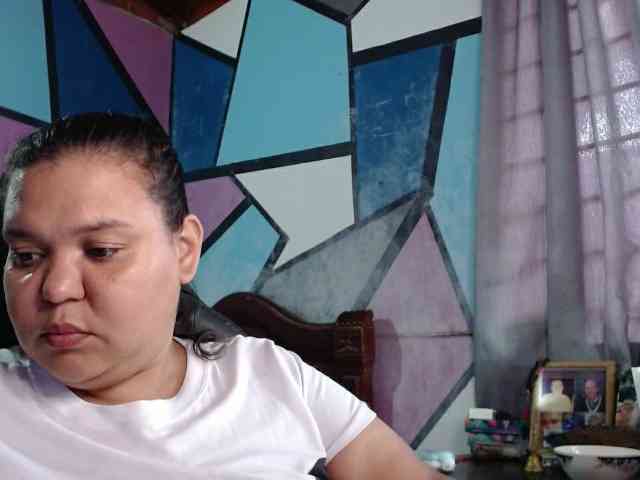 beautifulchubbyqueen webcam