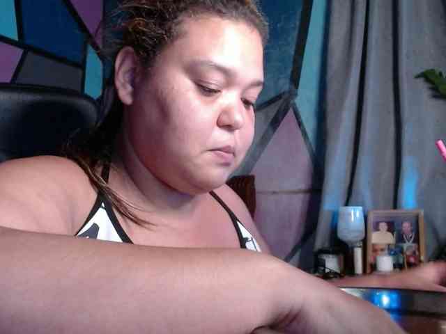 beautifulchubbyqueen webcam