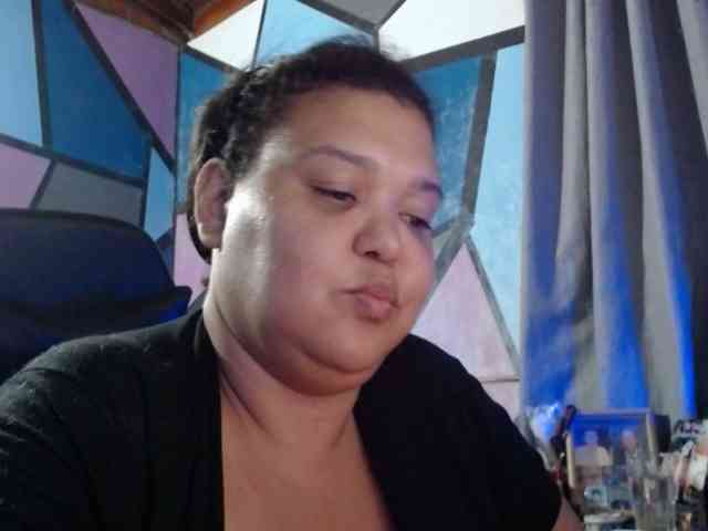 beautifulchubbyqueen webcam