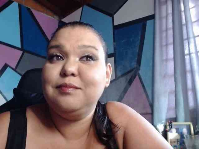 beautifulchubbyqueen webcam