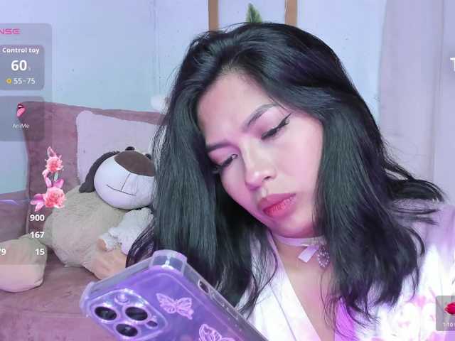 Rosielee's BongaCams show and profile