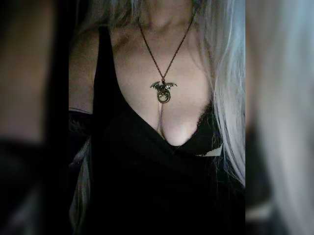 Kuca's BongaCams show and profile