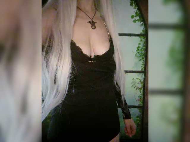 Kuca's BongaCams show and profile