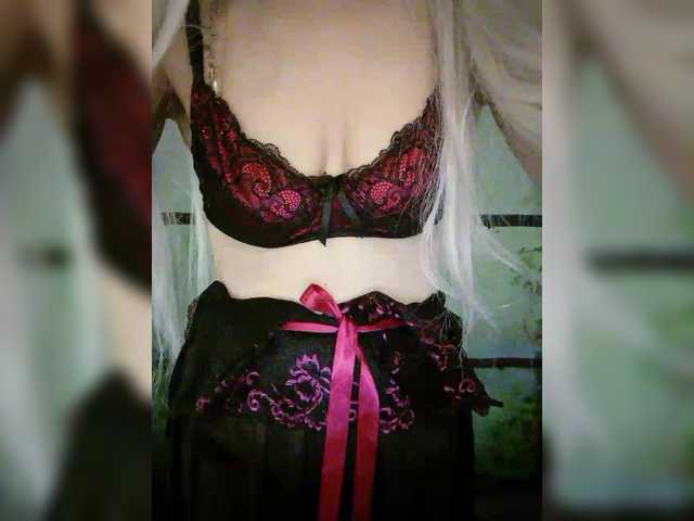 Kuca's BongaCams show and profile