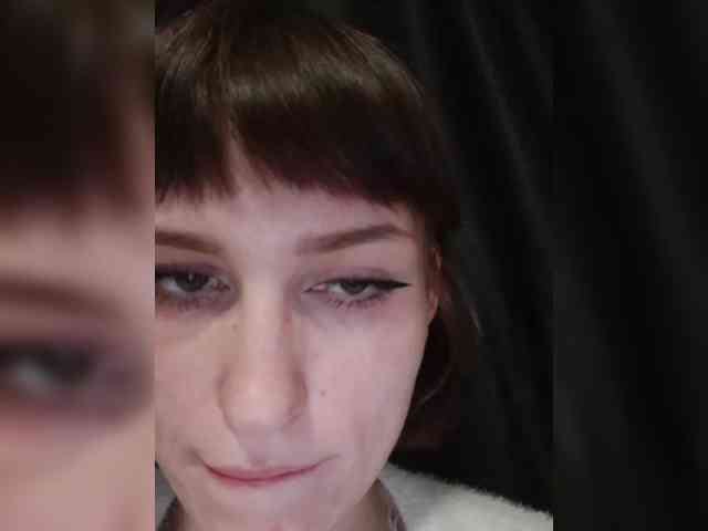 Moonlitmiragea webcam