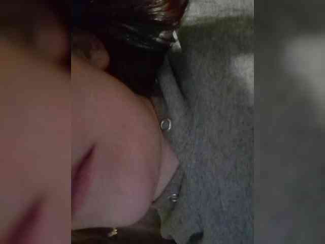 Moonlitmiragea webcam