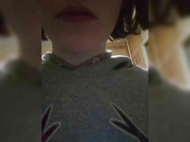 Moonlitmiragea webcam