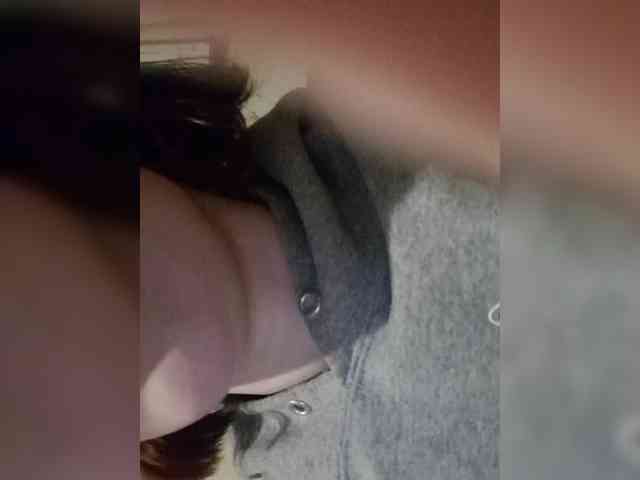 Moonlitmiragea webcam