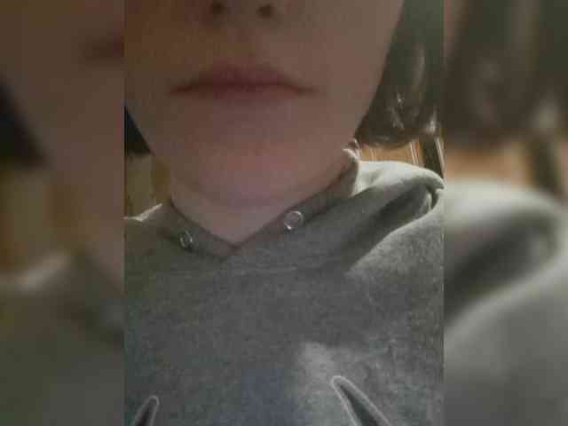 Moonlitmiragea webcam