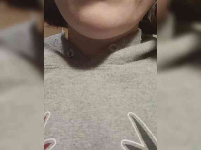 Moonlitmiragea webcam