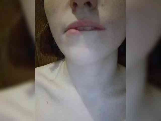 Moonlitmiragea webcam