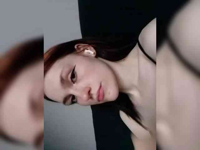 Moonlitmiragea webcam
