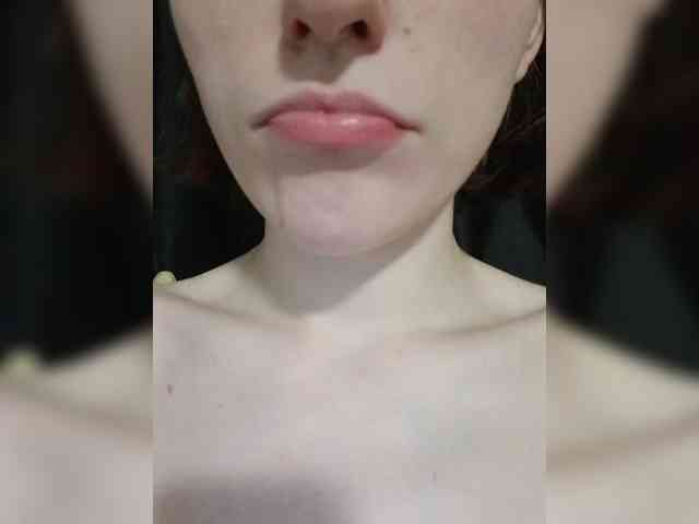 Moonlitmiragea webcam