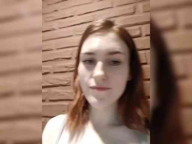 Moonlitmiragea webcam