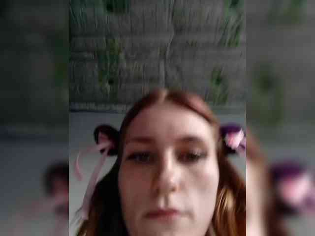 Moonlitmiragea webcam