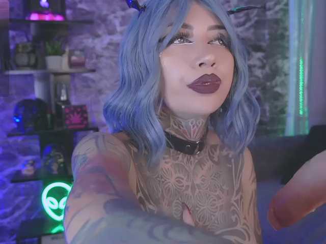 TamaraWaxx's BongaCams show and profile