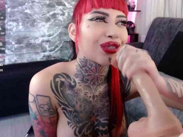TamaraWaxx webcam