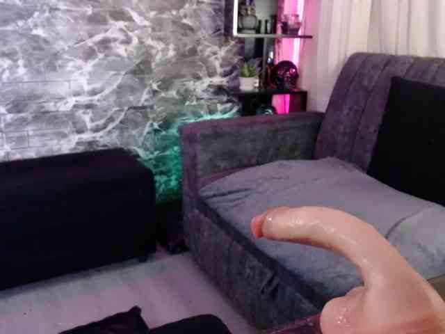 TamaraWaxx webcam