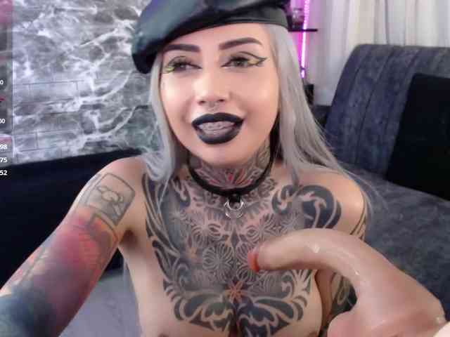 TamaraWaxx webcam
