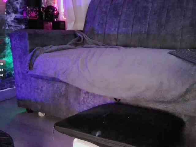TamaraWaxx webcam