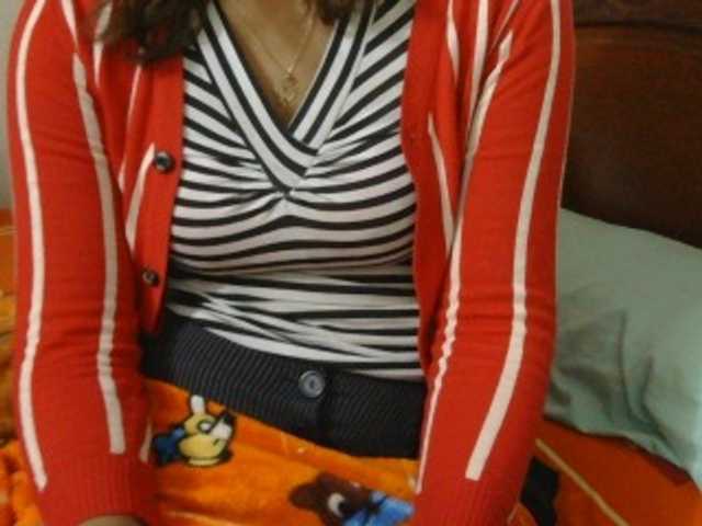 Mielly webcam bongacams model stream image