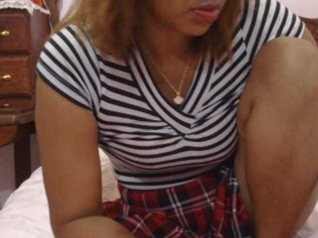 Mielly's BongaCams show and profile