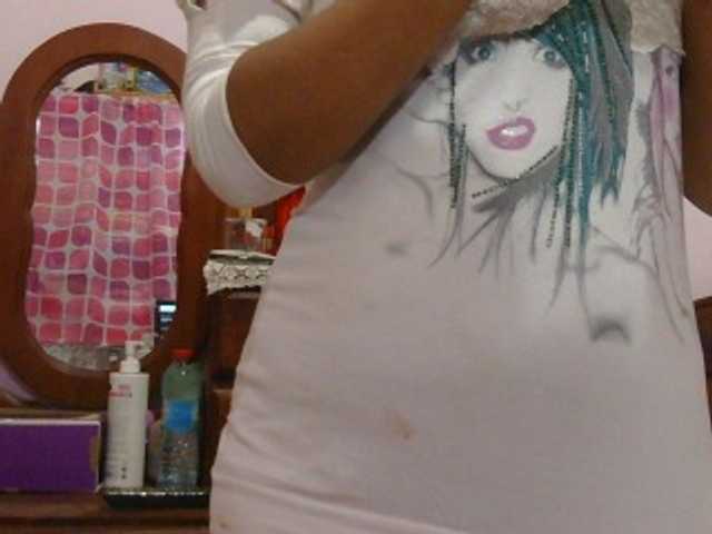 Mielly's BongaCams show and profile